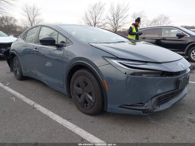 TOYOTA PRIUS 2025
