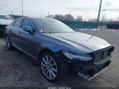 VOLVO S90 2017