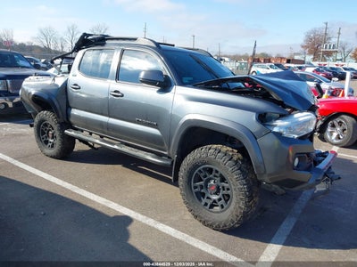 TOYOTA TACOMA 2023