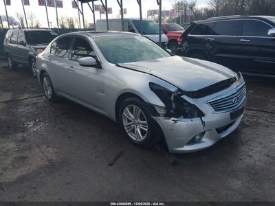INFINITI Q40 2015