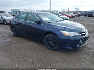 TOYOTA CAMRY 2015