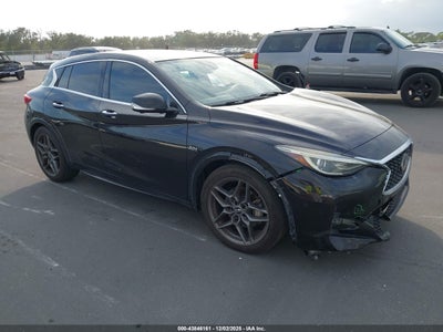 INFINITI QX30 2017