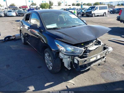 KIA RIO 2021