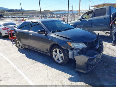 TOYOTA CAMRY HYBRID 2014