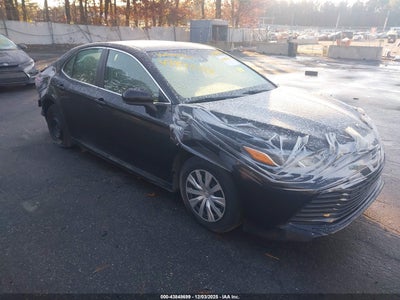 TOYOTA CAMRY HYBRID 2018