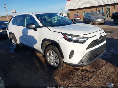 TOYOTA RAV4 2024
