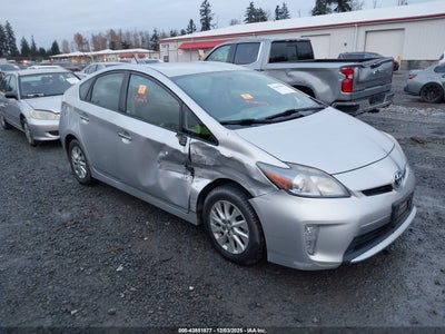 TOYOTA PRIUS PLUG-IN 2012
