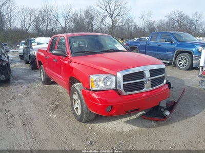 DODGE DAKOTA 2005