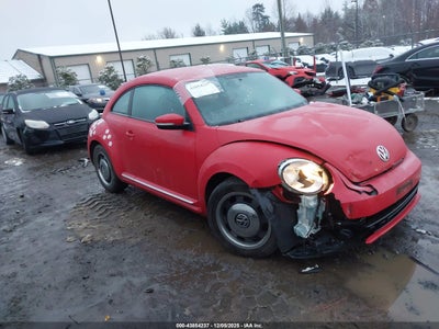 VOLKSWAGEN BEETLE 2012