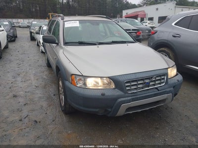 VOLVO XC70 2005