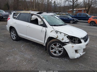 TOYOTA RAV4 2012