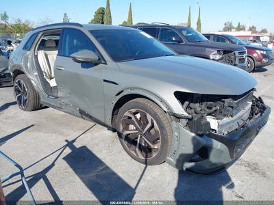 AUDI Q8 E-TRON 2024