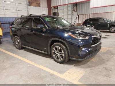 TOYOTA HIGHLANDER 2021
