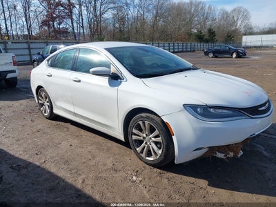 CHRYSLER 200 2015