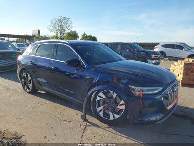 AUDI E-TRON 2021