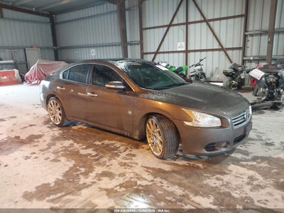 NISSAN MAXIMA 2014