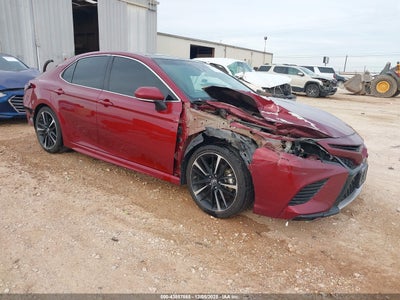 TOYOTA CAMRY 2018