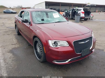 CHRYSLER 300 2015