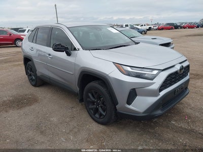 TOYOTA RAV4 2025