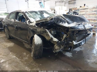 KIA CADENZA 2017