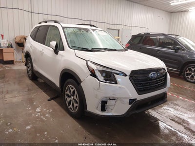 SUBARU FORESTER 2024