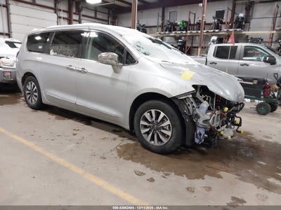 CHRYSLER PACIFICA HYBRID 2022