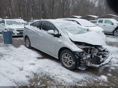 TOYOTA PRIUS PRIME 2017