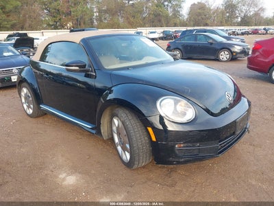 VOLKSWAGEN BEETLE 2013