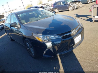 TOYOTA CAMRY 2015