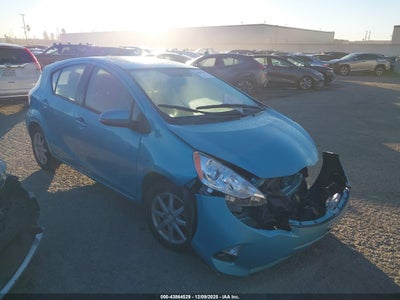 TOYOTA PRIUS C 2013