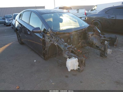 TOYOTA PRIUS 2013