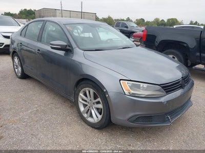 VOLKSWAGEN JETTA 2011