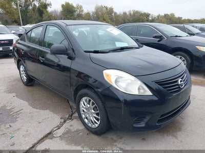 NISSAN VERSA 2014