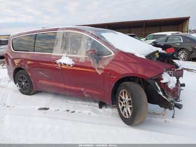 CHRYSLER PACIFICA 2017