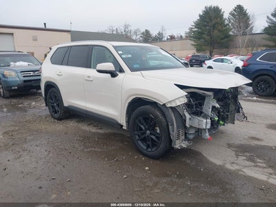 TOYOTA GRAND HIGHLANDER 2024