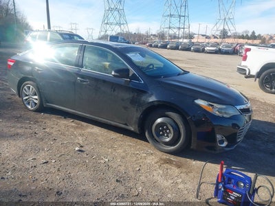 TOYOTA AVALON 2013