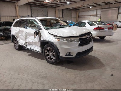 TOYOTA HIGHLANDER 2015