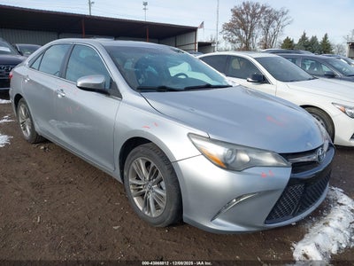 TOYOTA CAMRY 2016