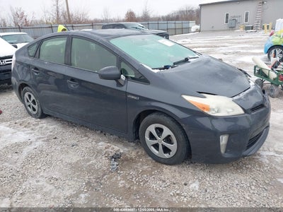 TOYOTA PRIUS 2012