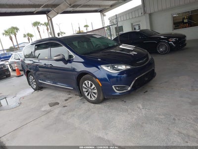 CHRYSLER PACIFICA HYBRID 2020