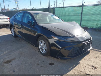 TOYOTA CAMRY 2025
