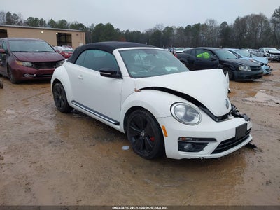 VOLKSWAGEN BEETLE 2013