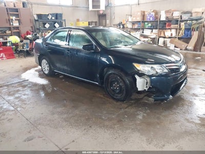 TOYOTA CAMRY HYBRID 2013