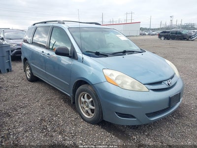 TOYOTA SIENNA 2008