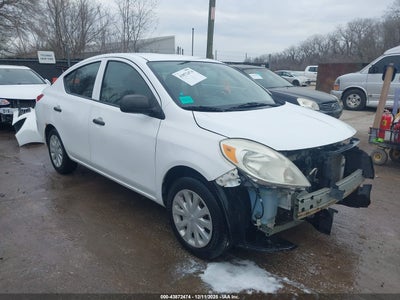 NISSAN VERSA 2014