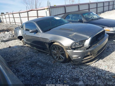 FORD MUSTANG 2013