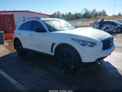 INFINITI QX70 2015