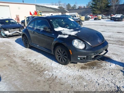 VOLKSWAGEN BEETLE 2016