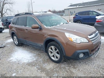 SUBARU OUTBACK 2013