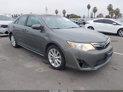 TOYOTA CAMRY HYBRID 2014